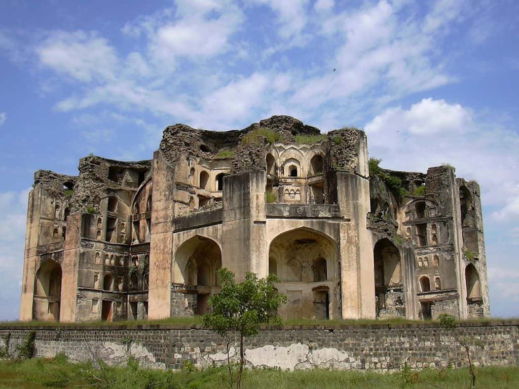 Ahmednagar - places to visit in Ahmednagar