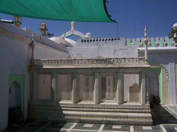 Aurangzeb's Tomb