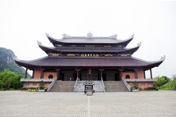 Bái Đính Temple