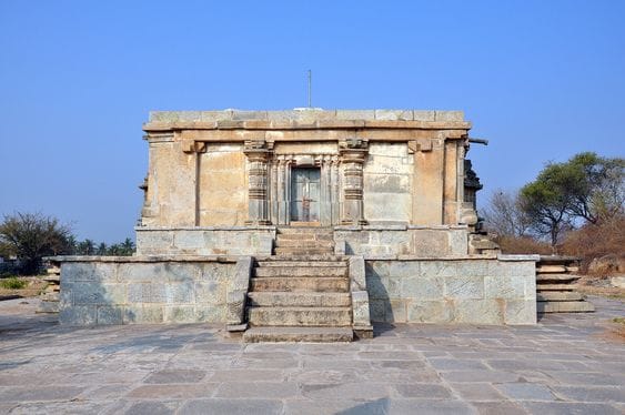 Chandraprabha Basadi