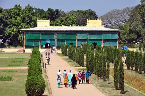 Daria Daulat Bagh