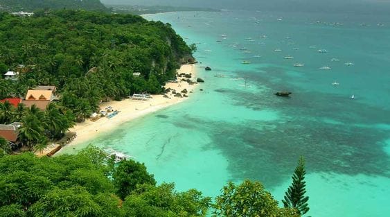 Diniwid Beach