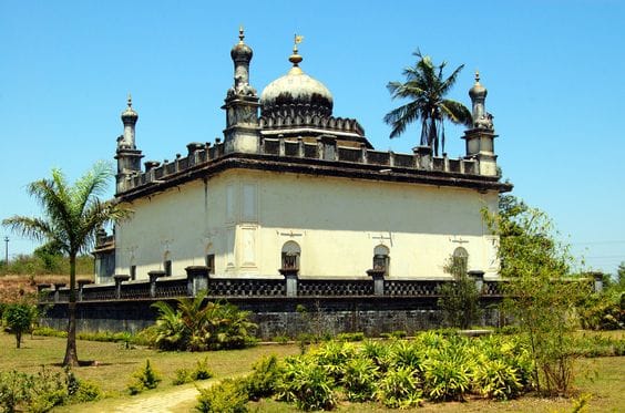 Gaddige Tombs
