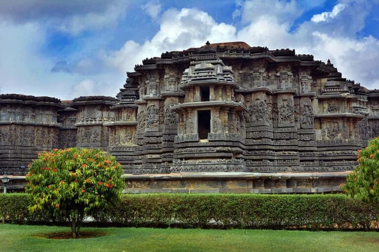 Halebidu - places, sights, best time to visit