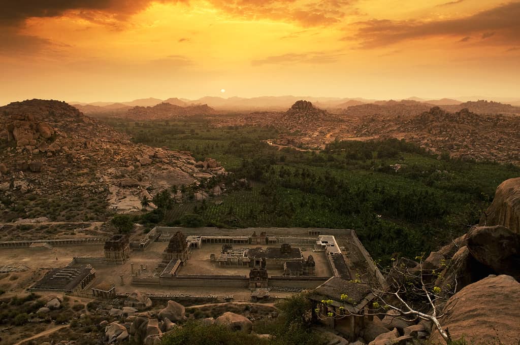 Hampi - places, sights, best time to visit