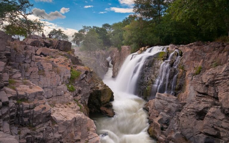 Hogenakkal - places to visit in Hogenakkal