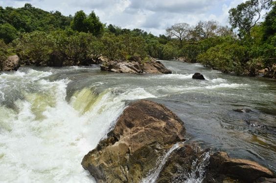 Jomlu Theertha Falls