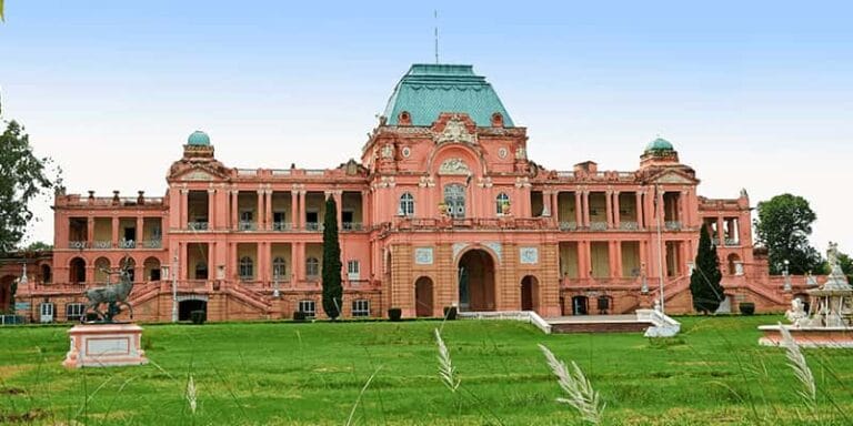 Kapurthala - places to visit in Kapurthala