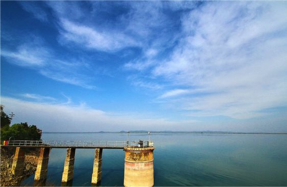 Khindsi Lake