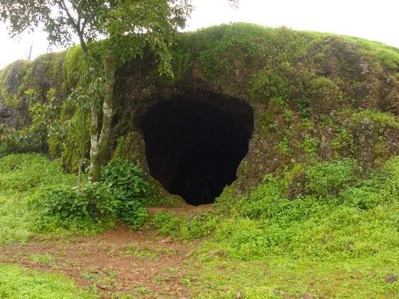 Parashar Caves