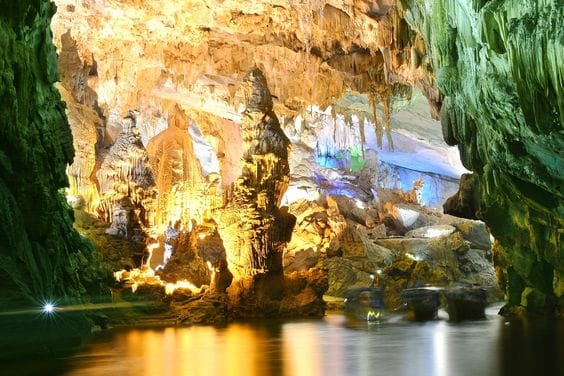 Phong Nha-Kẻ Bàng National Park