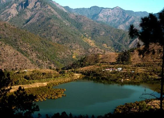 Shilloi Lake
