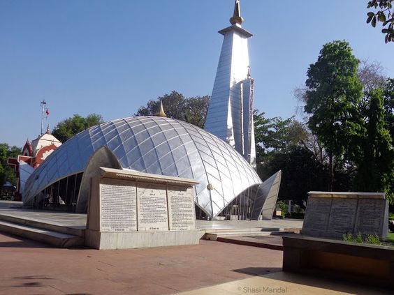 EME Temple (Dakshinamurty Temple)