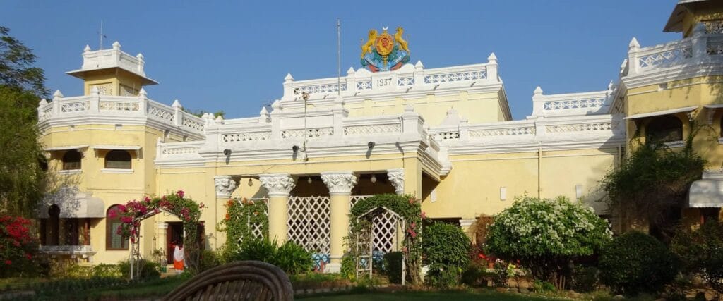 Kanker - places, sights, best time to visit