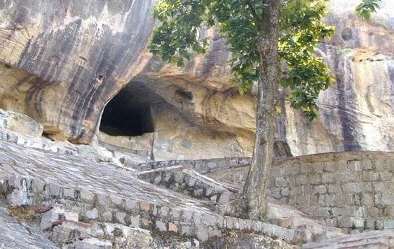 Khuriarani Cave