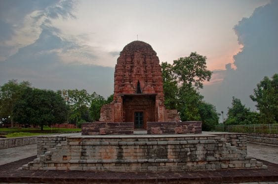 Laxman Temple