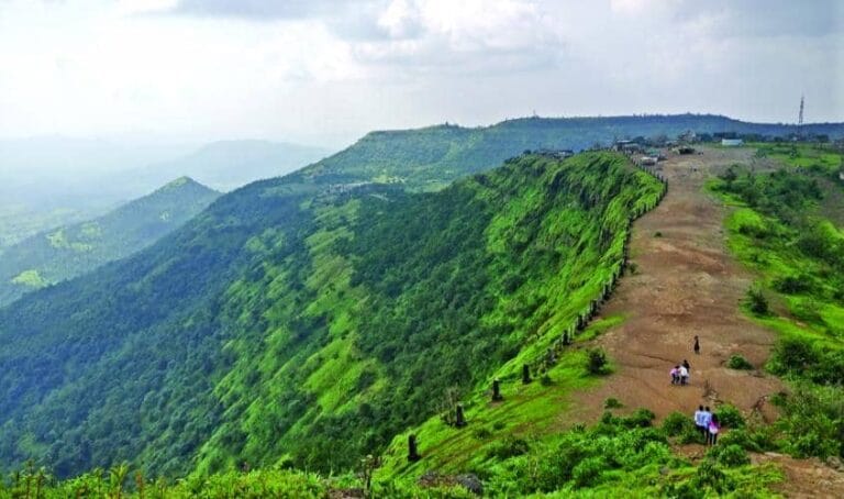 Saputara - places, sights, best time to visit