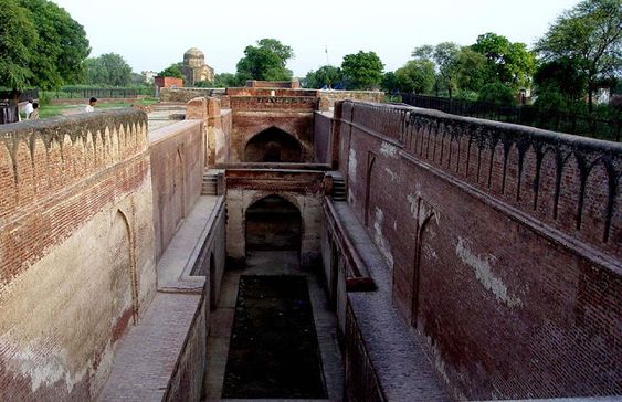 Shahjahan Ki Baoli (Choron Ki Baoli)