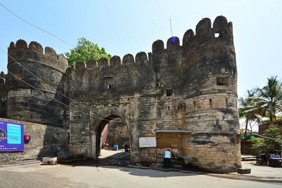 Uparkot Fort