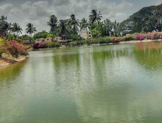 Vanganga Lake Garden